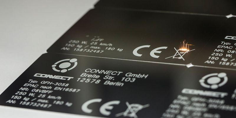 aluminium-eloxiert-gravur439F294A-0C98-47E2-B027-9CA2FDC09C5F.jpg