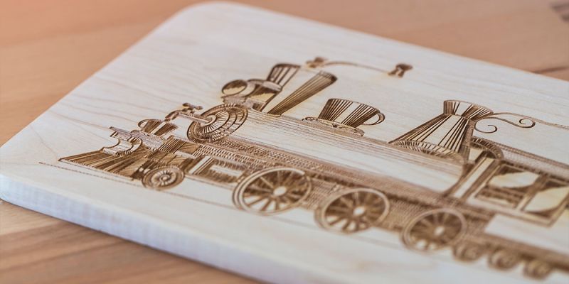 holzbrett-geschenk-gravur4D185D5C-B030-8710-1243-51B7A617B4CF.jpg