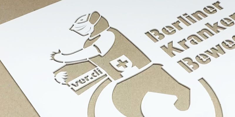 plastik-schablone8343B3E2-64AE-2C4F-95A7-0DF13026E9C7.jpg